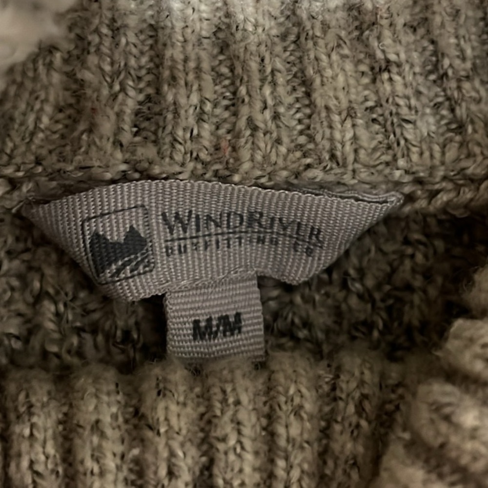 ⭐️ WindRiver turtleneck chunky knit sweater - size M - Picture 2 of 11